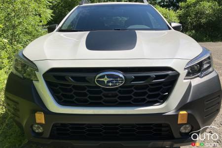 2022 Subaru Outback Wilderness, front